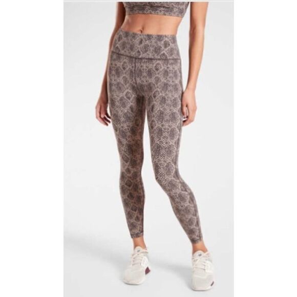 Athleta Ultimate 7/8 Tight Snake Print Sz. XXS - Picture 1 of 7